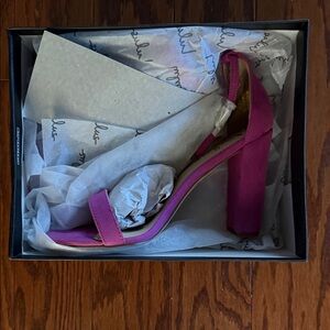 Lulu's Fuchsia Block Heel Sandals